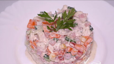 салат с маринованым луком